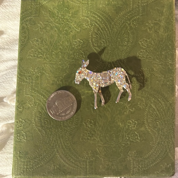 Ab Crystal Vintage Donkey Brooch - Picture 10 of 11